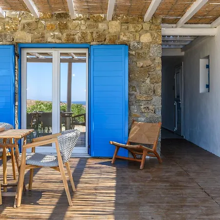 Emerald Bay 4br With Pool By Lia Holiday home *