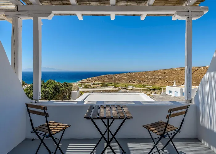 Tatil Evi Emerald Bay 4br With Pool By Lia Kalafatis