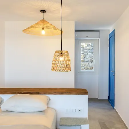 בית נופש Emerald Bay 4br With Pool By Lia