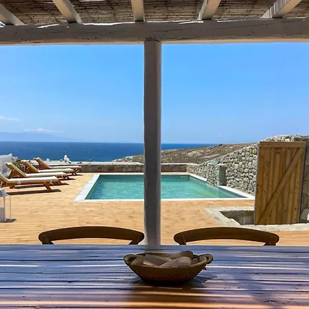 Emerald Bay 4br With Pool By Lia בית נופש