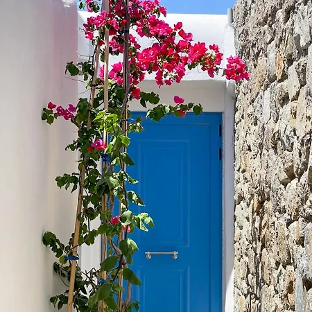 Holiday home Emerald Bay 4br With Pool By Lia *