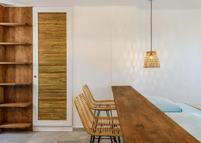 Emerald Bay 4br With Pool By Lia بيت للعطل كالافاتيس